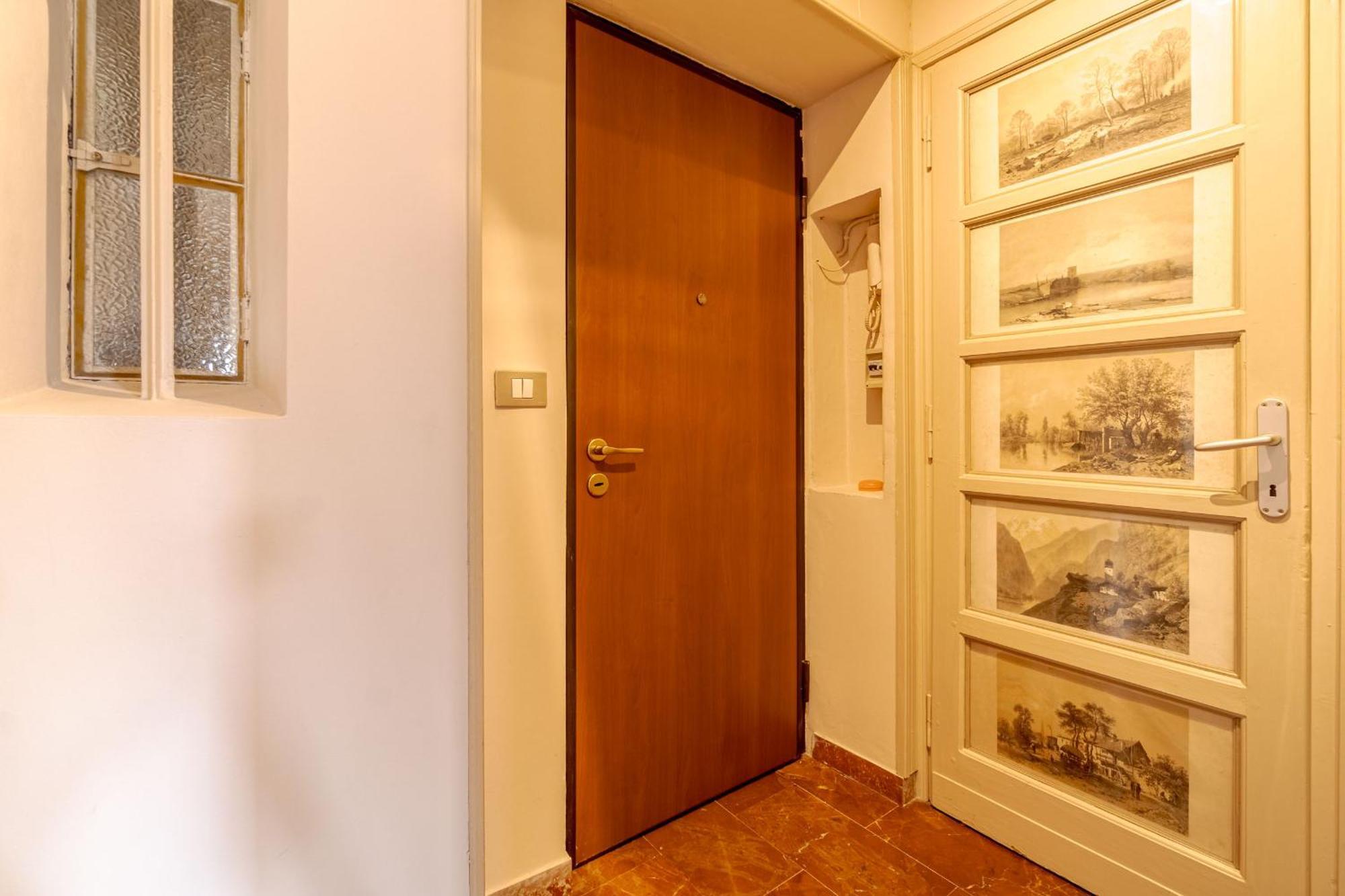 Casa Valeggio Attic Apt Few Steps From Porta Nuova Apartamento Turim Exterior foto