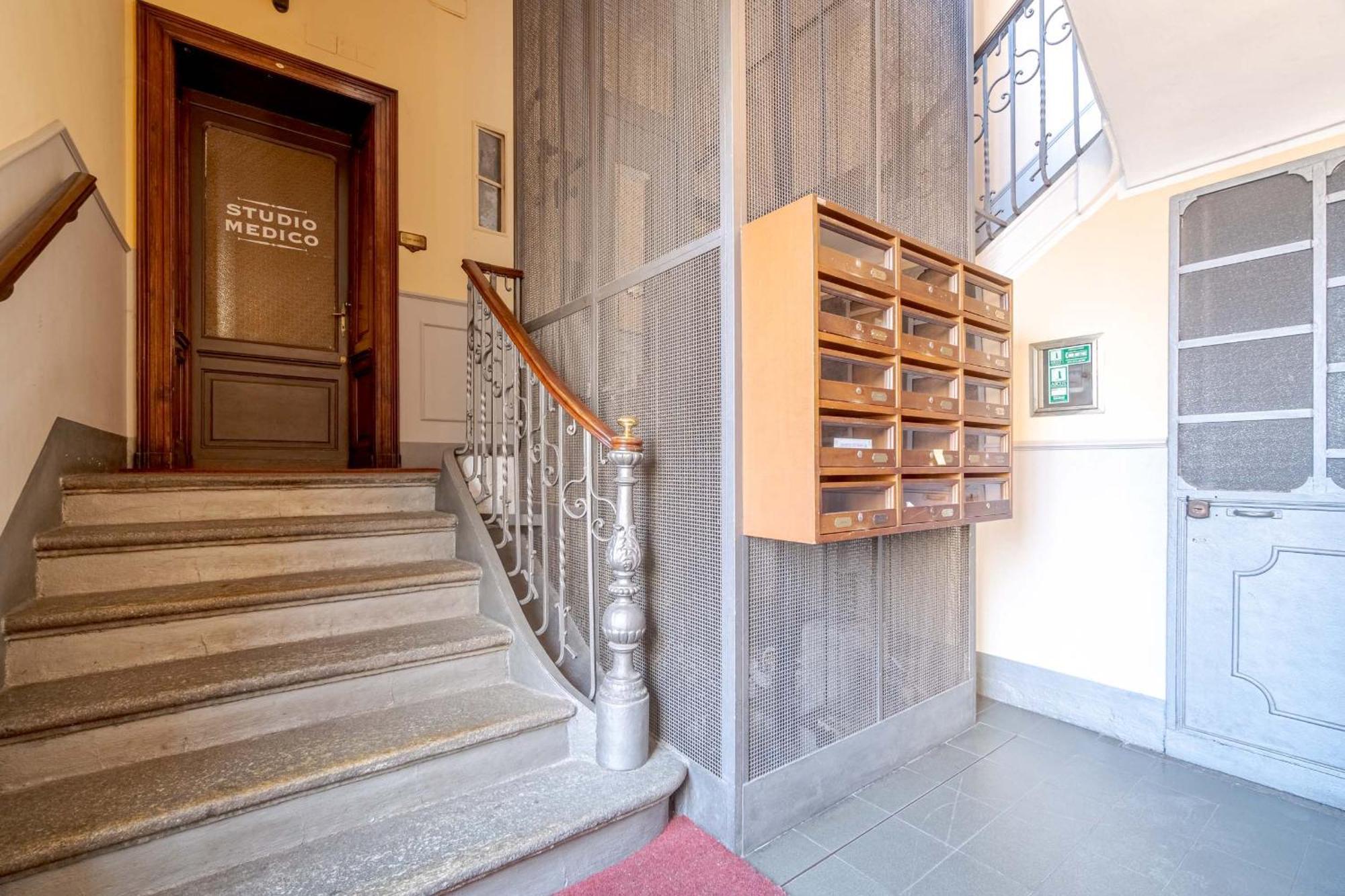 Casa Valeggio Attic Apt Few Steps From Porta Nuova Apartamento Turim Exterior foto
